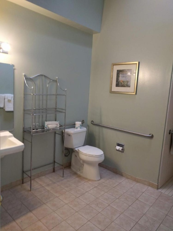 Butterfly Grove Inn image 21